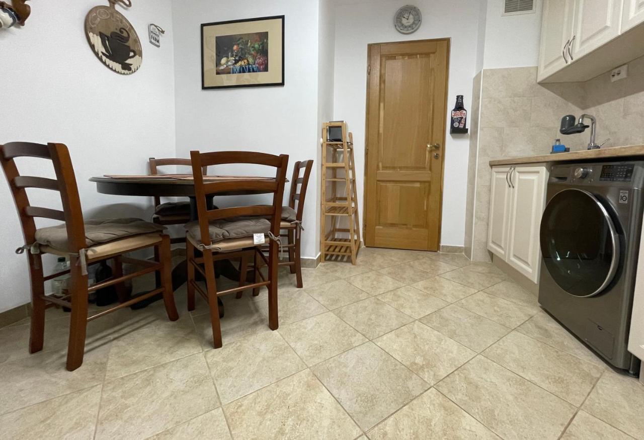 2_Traveler'S Retreat Apartment Brasov Exterior photo